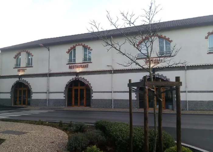 Hotel De La Gare 2*